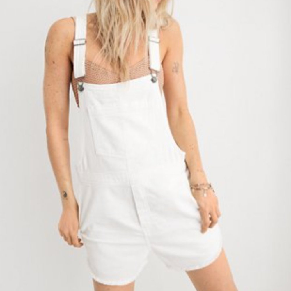 AERIE Denim Overalls Shortalls White Raw Hem {N5}